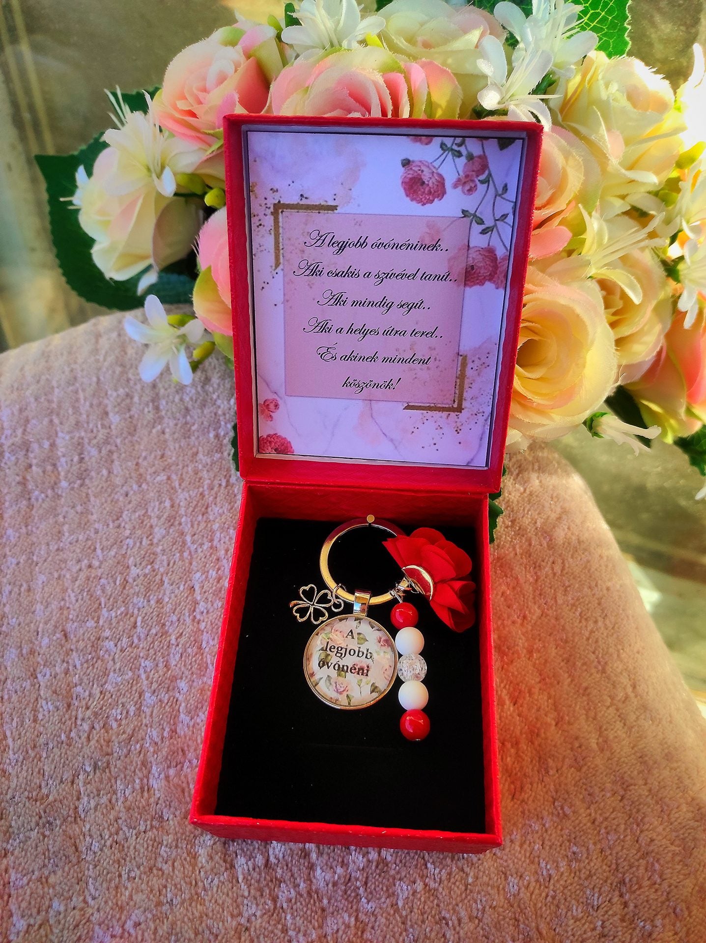 Ballagási ajándék védő kulcstartó